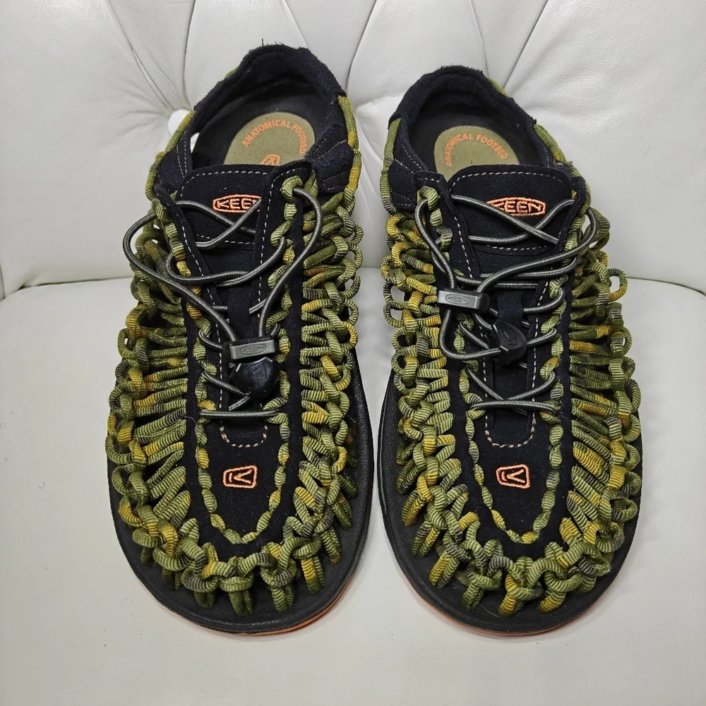 KEEN Uneek Bungee Cord Camo Green Black Braided Woven Sandals Men's Shoes Size 8